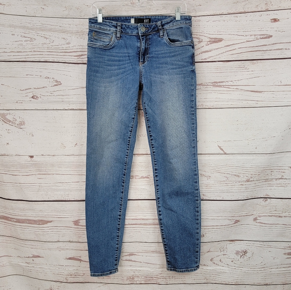 Kut from the Kloth Diana skinny jeans light wash